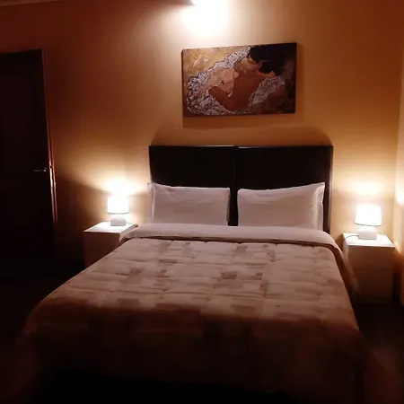 Sofia Oda ve Kahvaltı *